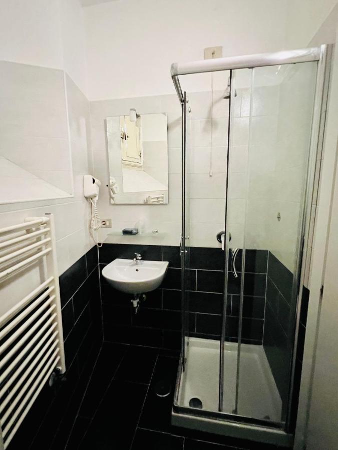 Hotel Pisa روما المظهر الخارجي الصورة