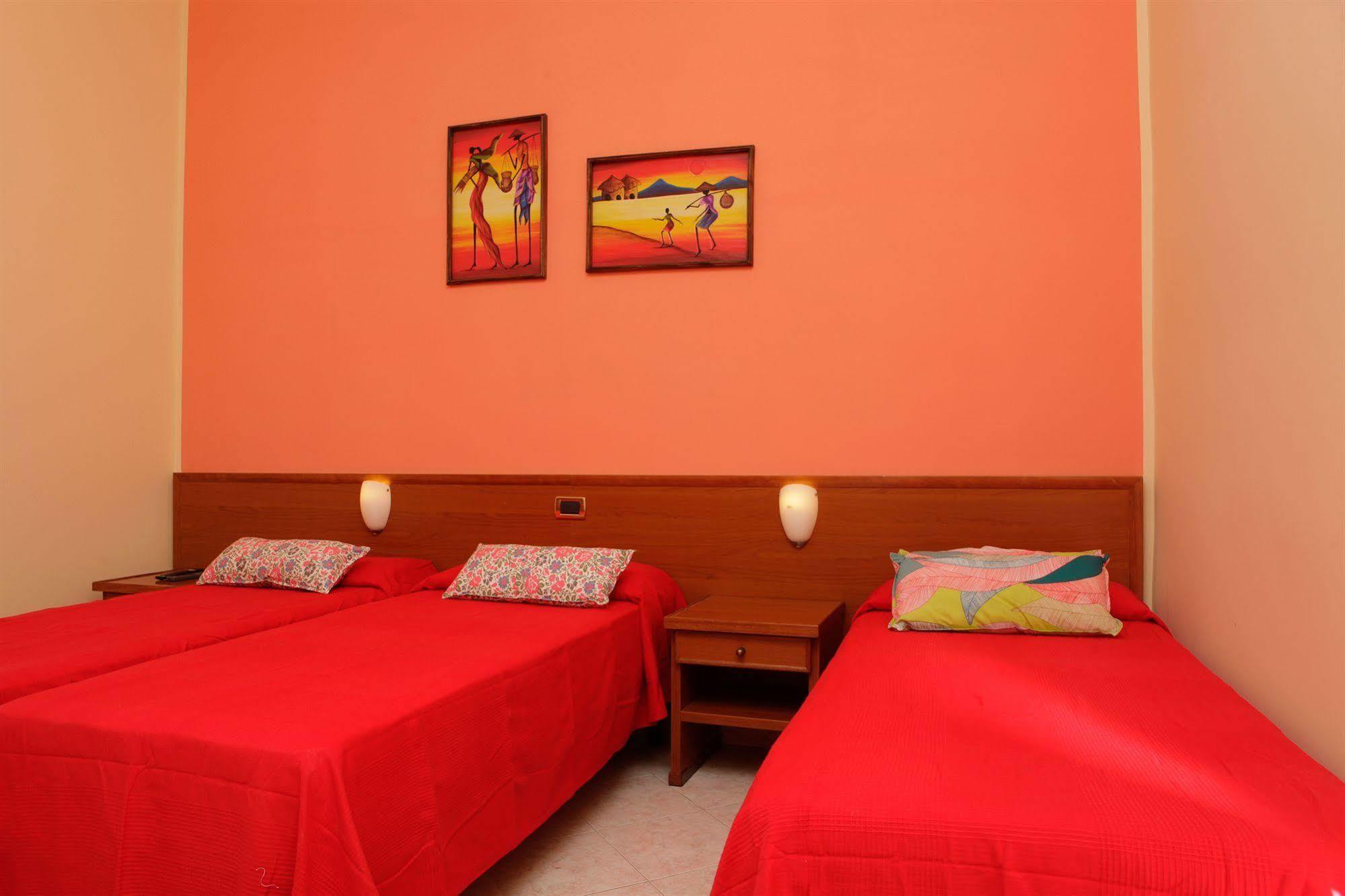 Hotel Pisa روما المظهر الخارجي الصورة